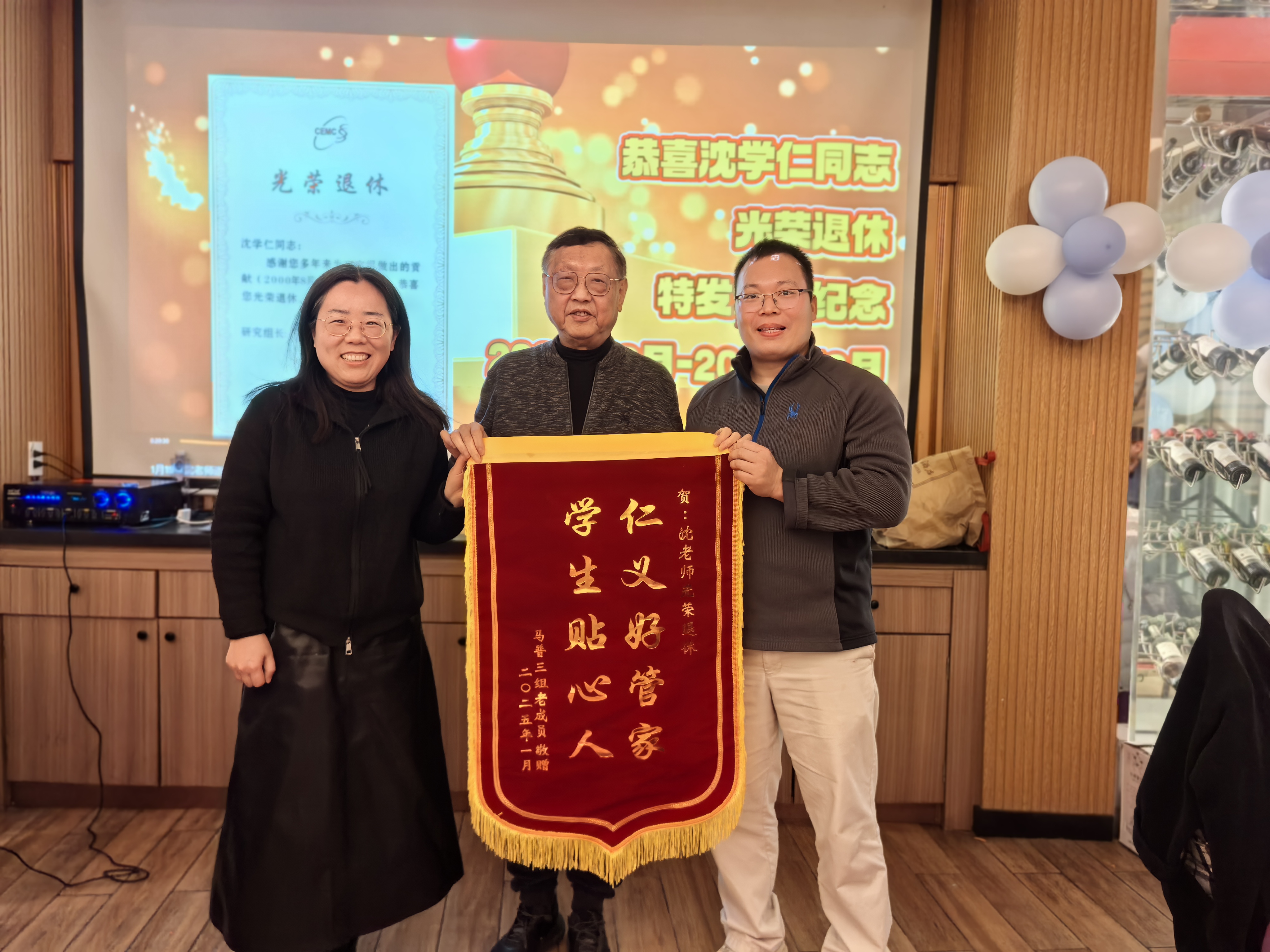 通用的占位符缩略图