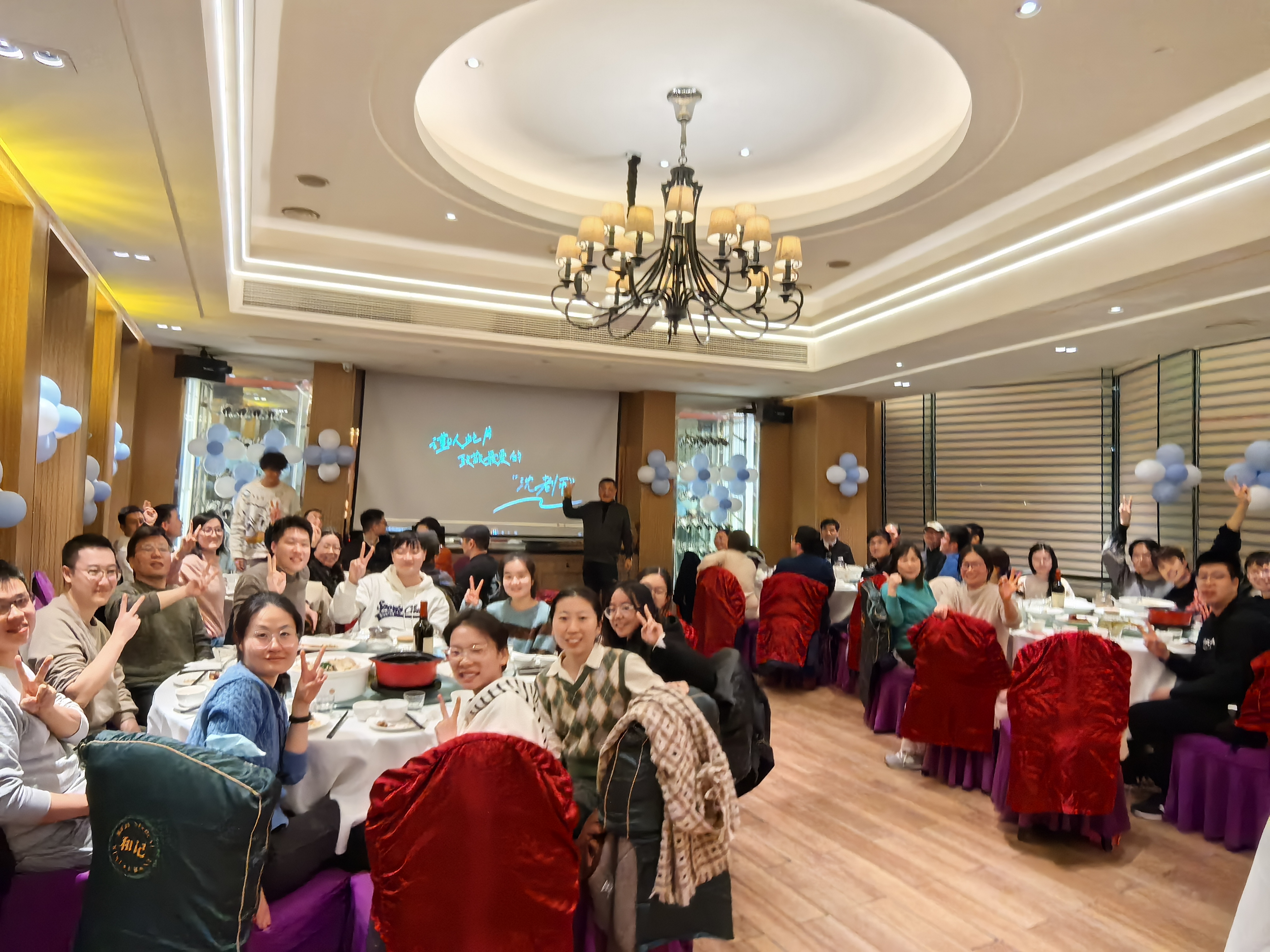 通用的占位符缩略图